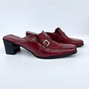 90s Y2K Vintage Shandra Red Leather Chunky Buckle‎ Detail Block Heel SlipOn Mule